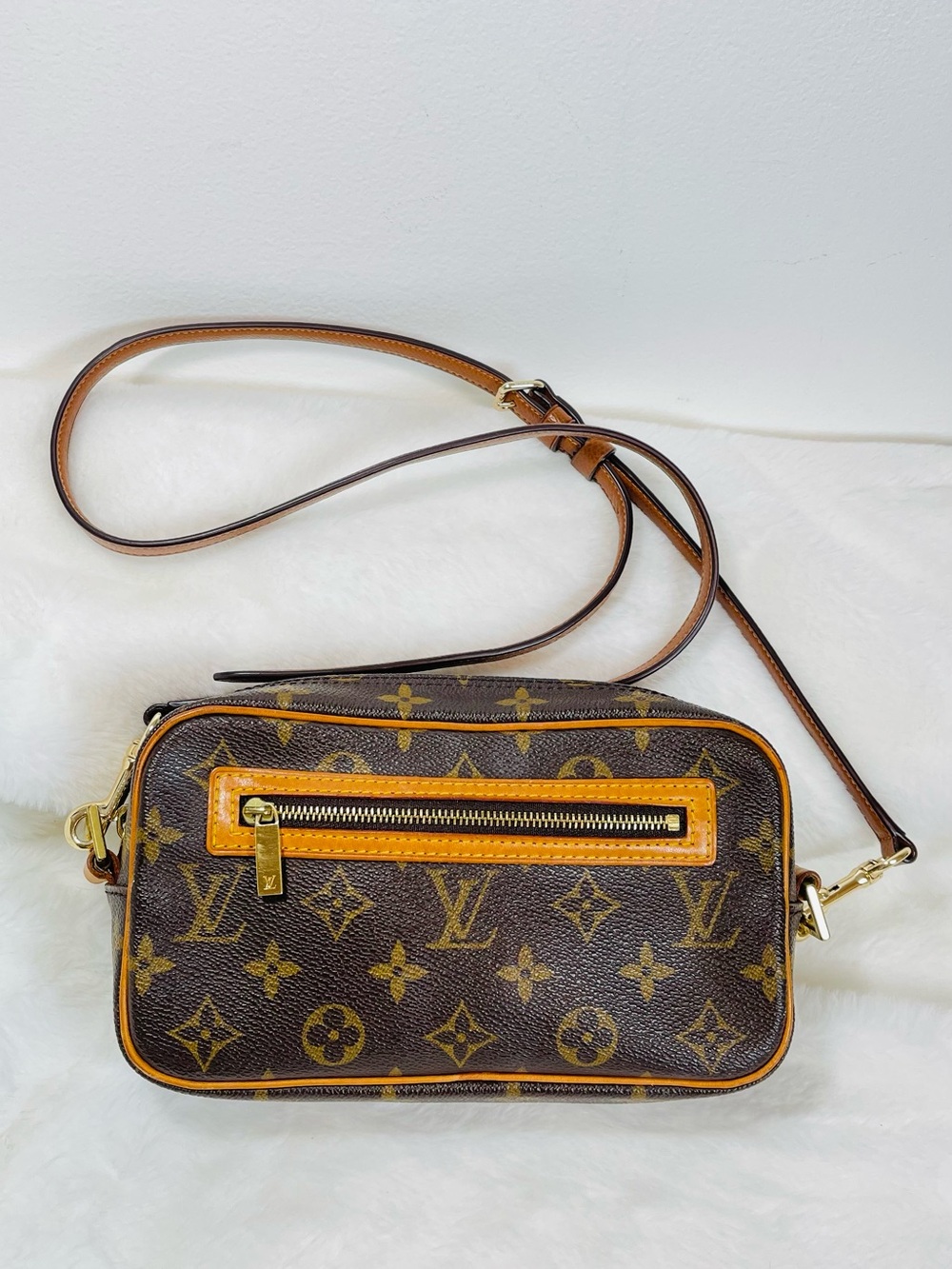 Louis Vuitton Authentic Vintage Brown Monogram Crossbody Bag with Tan Trim